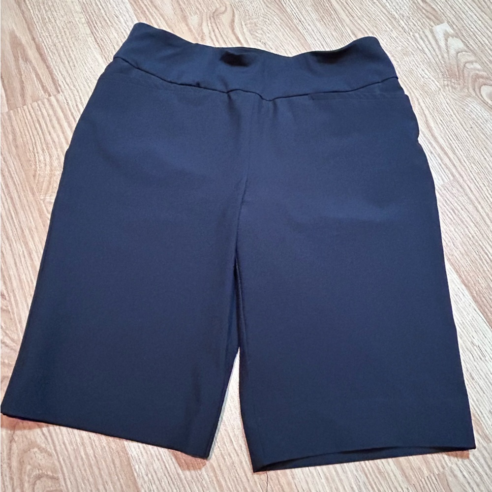 Tail White Label black golf Bermuda shorts 8